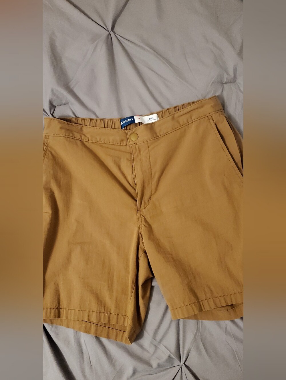 Old Navy Slim Built-In Flex Tech Short 7 Inseam Color- Doe A Deer